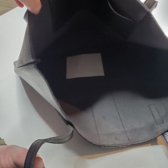 Vince Camuto Tote - Picture 3 of 3